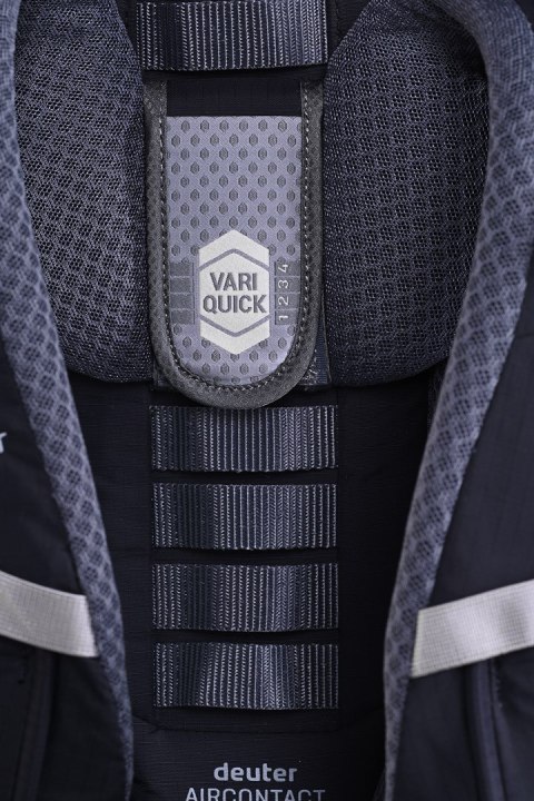 Plecak trekkingowy Deuter Aircontact Lite 40 + 10 black-marine