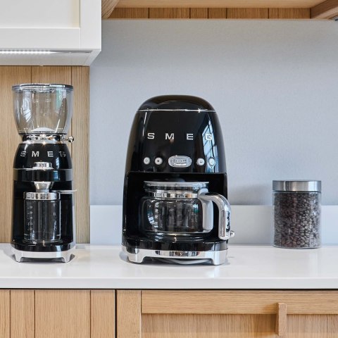 Ekspres przelewowy SMEG DCF02BLEU