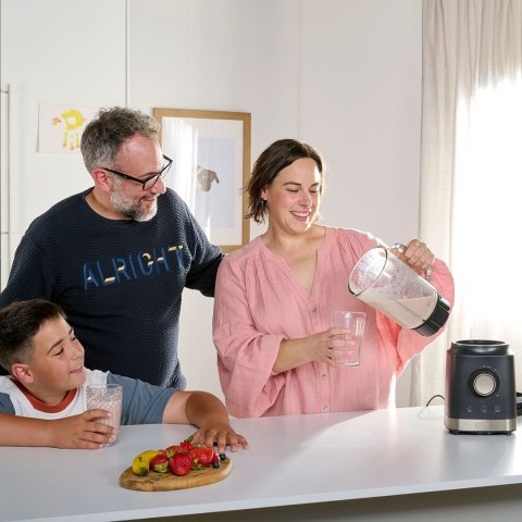 Blender kielichowy Black+Decker BXJB2000E 2000W